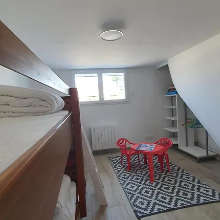 Maison Familiale Avec Piscine Chauffee Hébergement de vacances